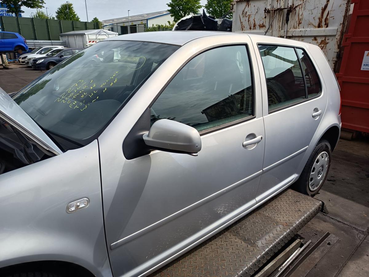 VW Golf IV original T&uuml;r vorn links Fahrer Rohbau B7Z Satinsilber Bj 1998