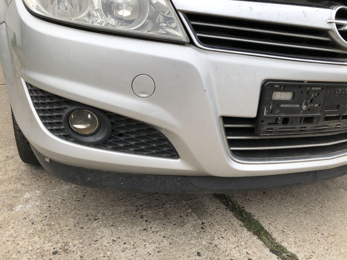 Opel Astra H Caravan Sto&szlig;f&auml;nger vorn Frontsch&uuml;rze Facelift Nebel 2AU Starsilber