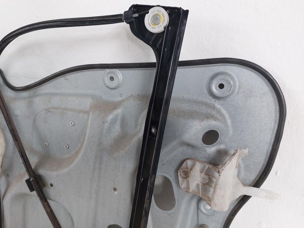 VW Caddy 2C ab 10 Fensterheber vorn links elektrisch Grundplatte ohne Motor