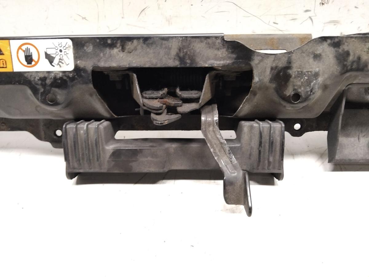 Hyundai i30 GD Kombi original Schlosstr&auml;ger oben inkl.Haubenschloss BJ2015