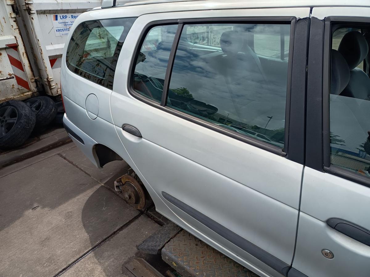 Renault Megane Kombi original T&uuml;r hinten rechts MV632 Polargrau Baujahr 2001