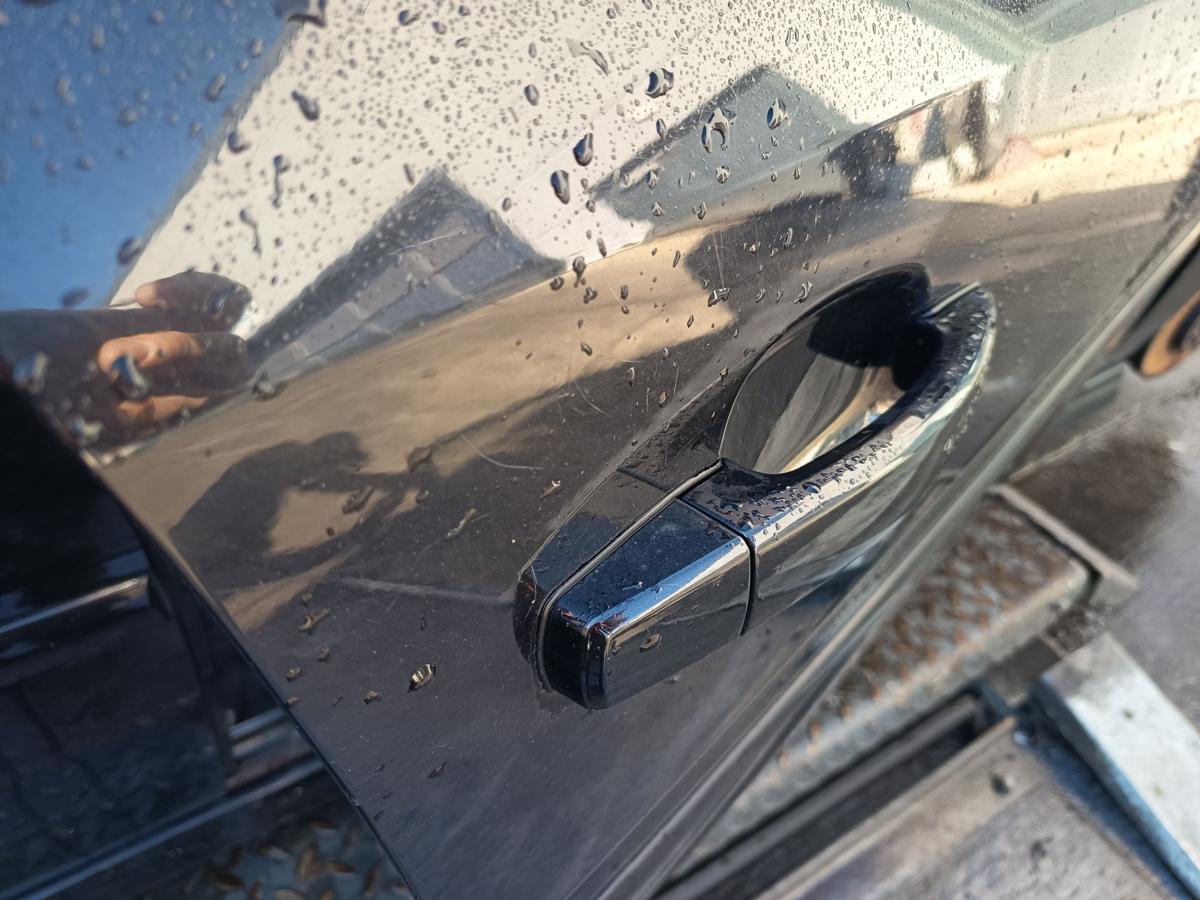 Opel Signum F48 original Tür vorn rechts Beifahrer 2HU Saphirschwarz Bj 2008