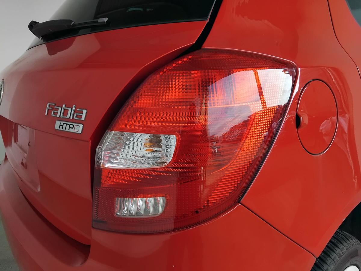 Skoda Fabia 2 5J original Rückleuchte Heckleuchte rechts Kombi Steilheck BJ2009 Skoda Fabia 2 5J original Rückleuchte Heckleuchte rechts Kombi Steilheck BJ2009