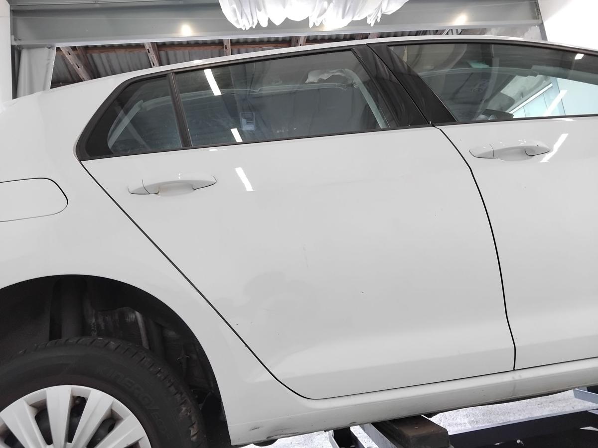 VW Golf 7 T&uuml;r hinten rechts LC9A pure white 5-t&uuml;rig Flie&szlig;heck BJ2019