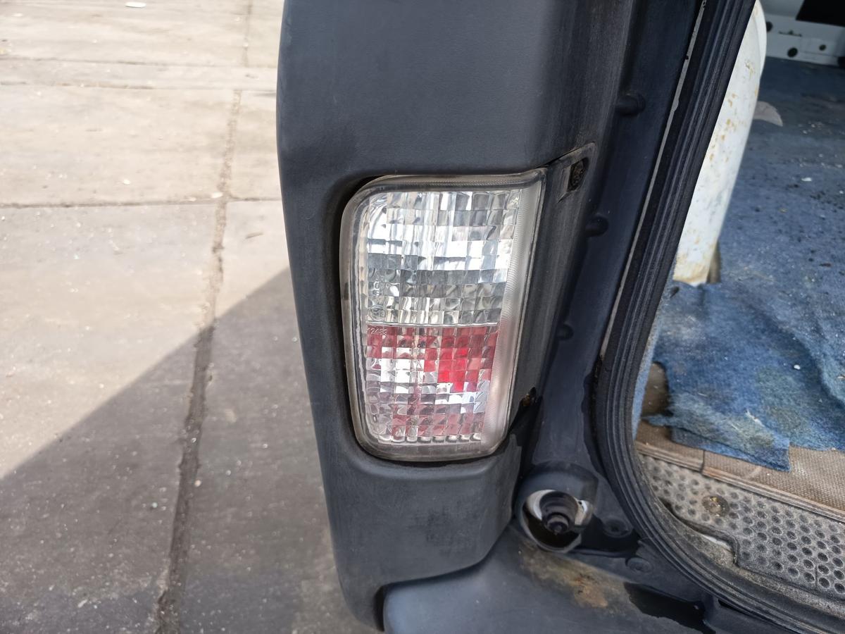 Opel Vivaro A original R&uuml;ckleuchte links unten Heck Schluss Licht Bj 2005