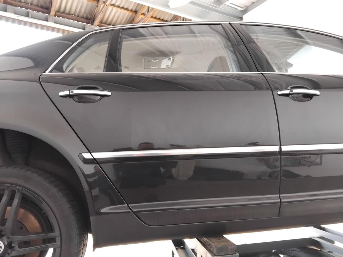 VW Phaeton GP1 T&uuml;r hinten rechts tarantellaschwarzmetallic LR9V BJ2007