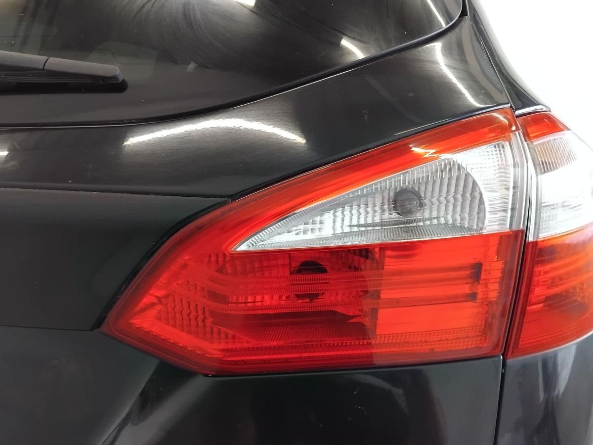 Ford Focus 3 DYB Turnier orig R&uuml;ckleuchte Heckleuchte rechts innen Kombi BJ2011