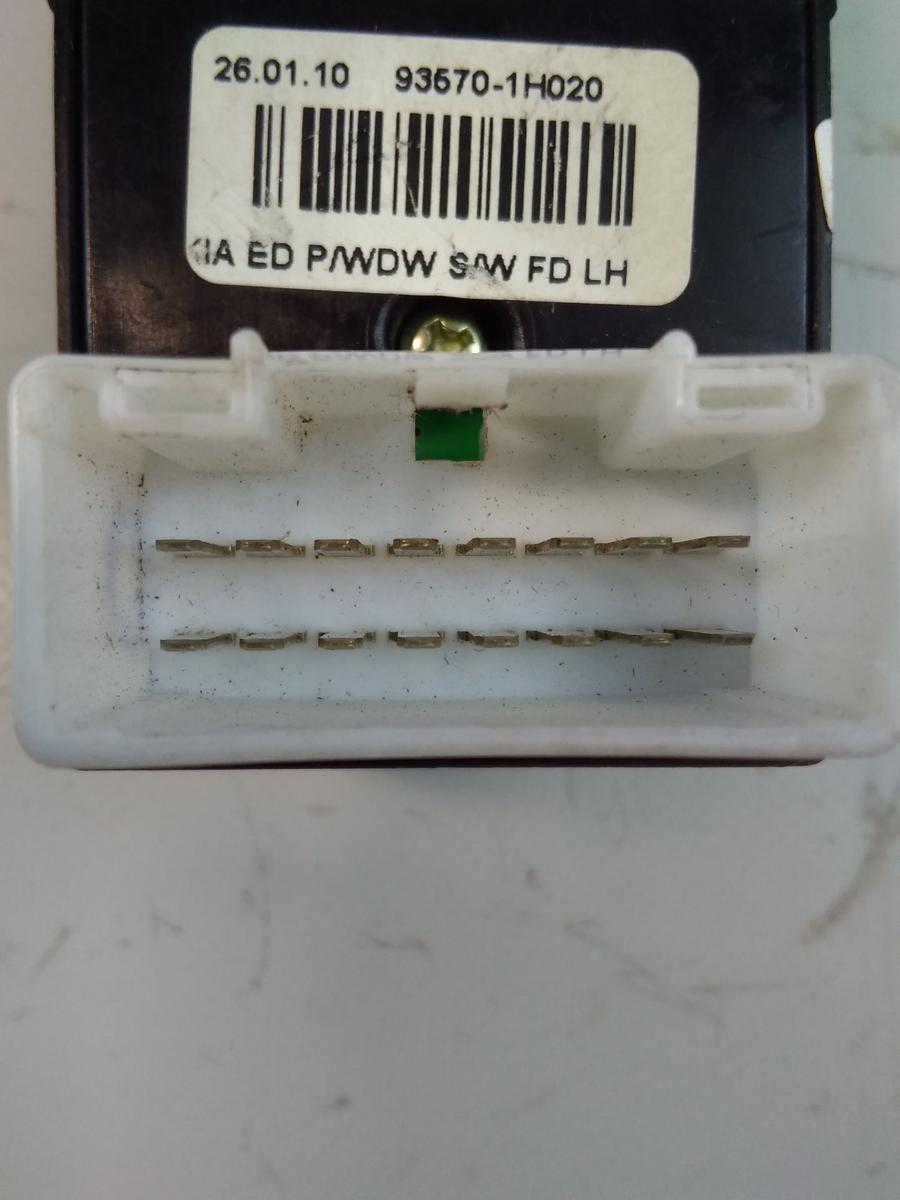 Kia Ceed ED original Schalter elektrische Fensterheber Tür vorn links 935701H020