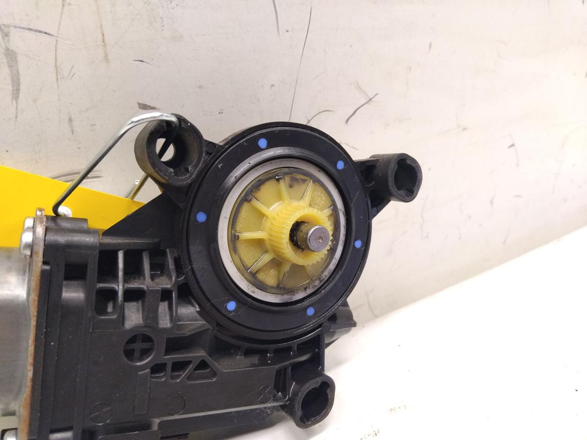 VW Polo 9N3 original Fensterhebermotor vorn links 6Q2959802G Bj.2009