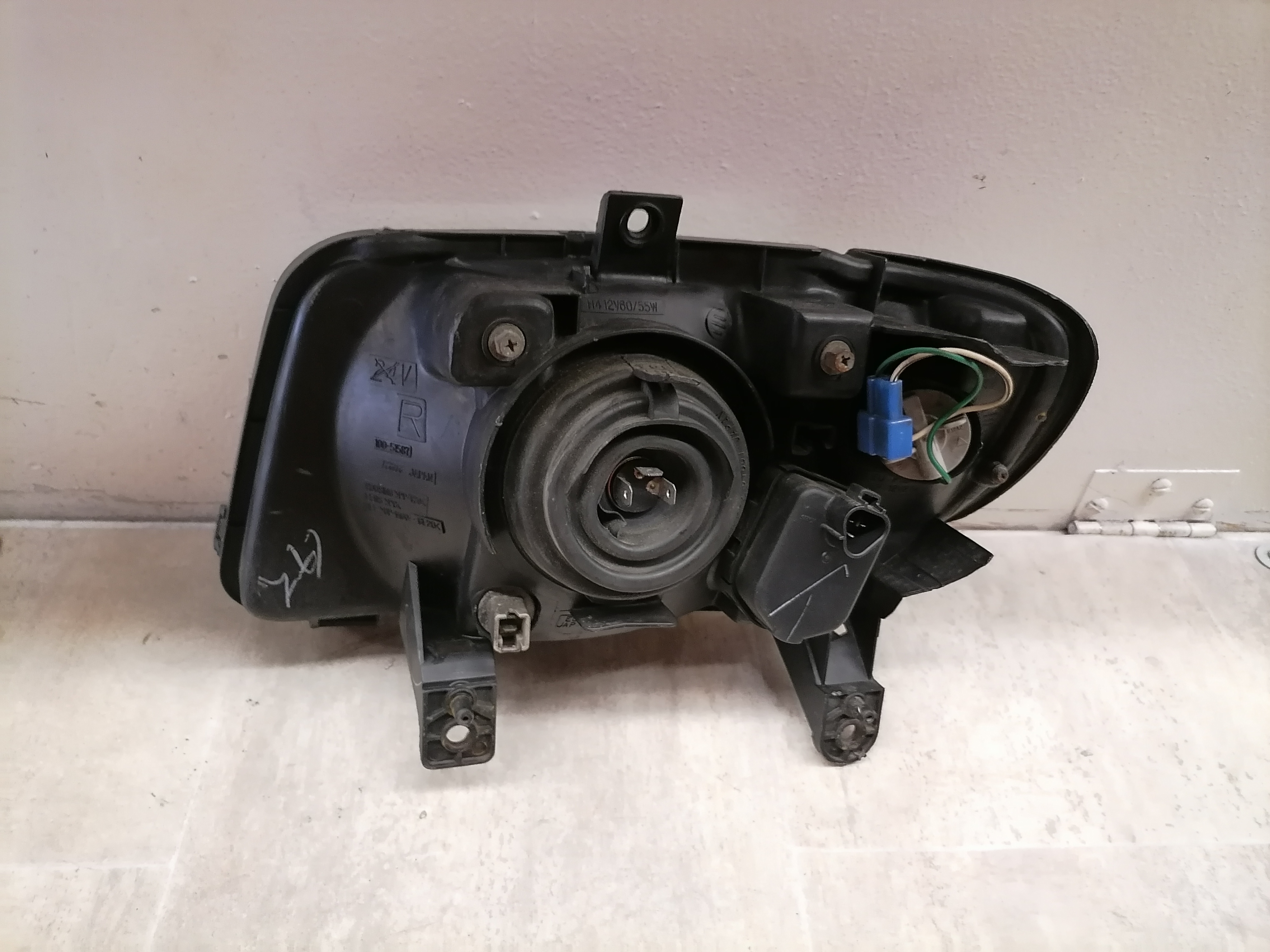 Daihatsu Cuore L701 99-01 Scheinwerfer vorn rechts Lampe Koito