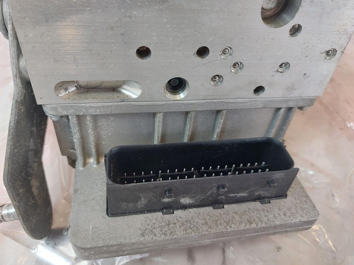 Mercedes E Klasse S211 ABS Hydroaggregat Steuergerät SBC Bastlerware DEFEKT TEXT