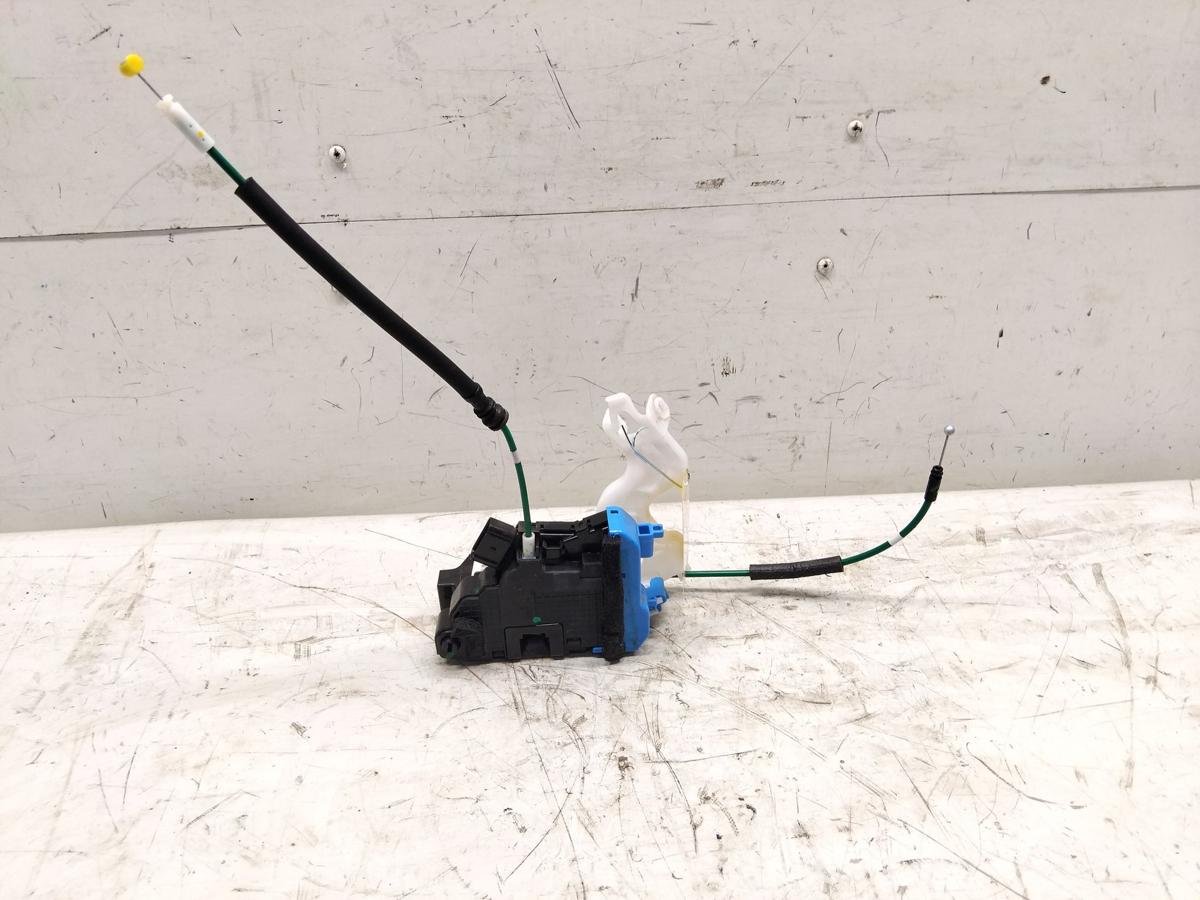 Hyundai i30 Kombi GD orig T&uuml;rschlo&szlig; hinten rechts mit Zentralverriegelung BJ2015