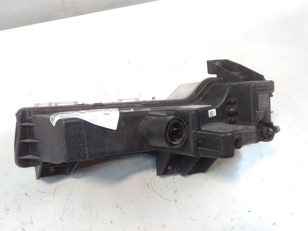 Tesla Model 3 original Nebelscheinwerfer vorn rechts BJ2021