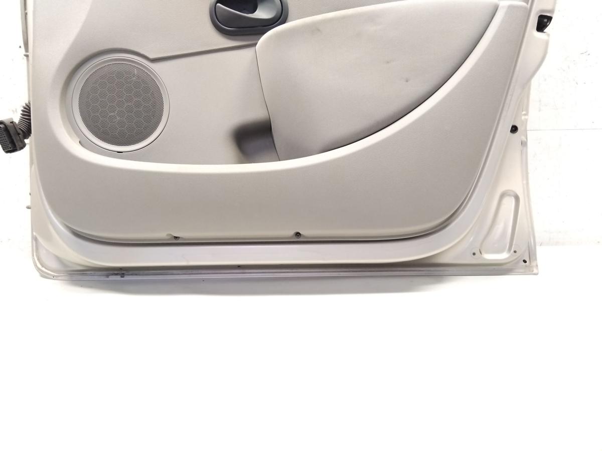 Renault Clio 3 T&uuml;r vorn rechts Beifahrert&uuml;r 5-t&uuml;rig TED11 Beige Poivre BJ2005