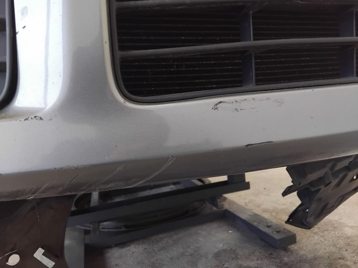 Suzuki SX4 original Sto&szlig;f&auml;nger Sto&szlig;stange vorn ZCD Galactic Gray BJ2006