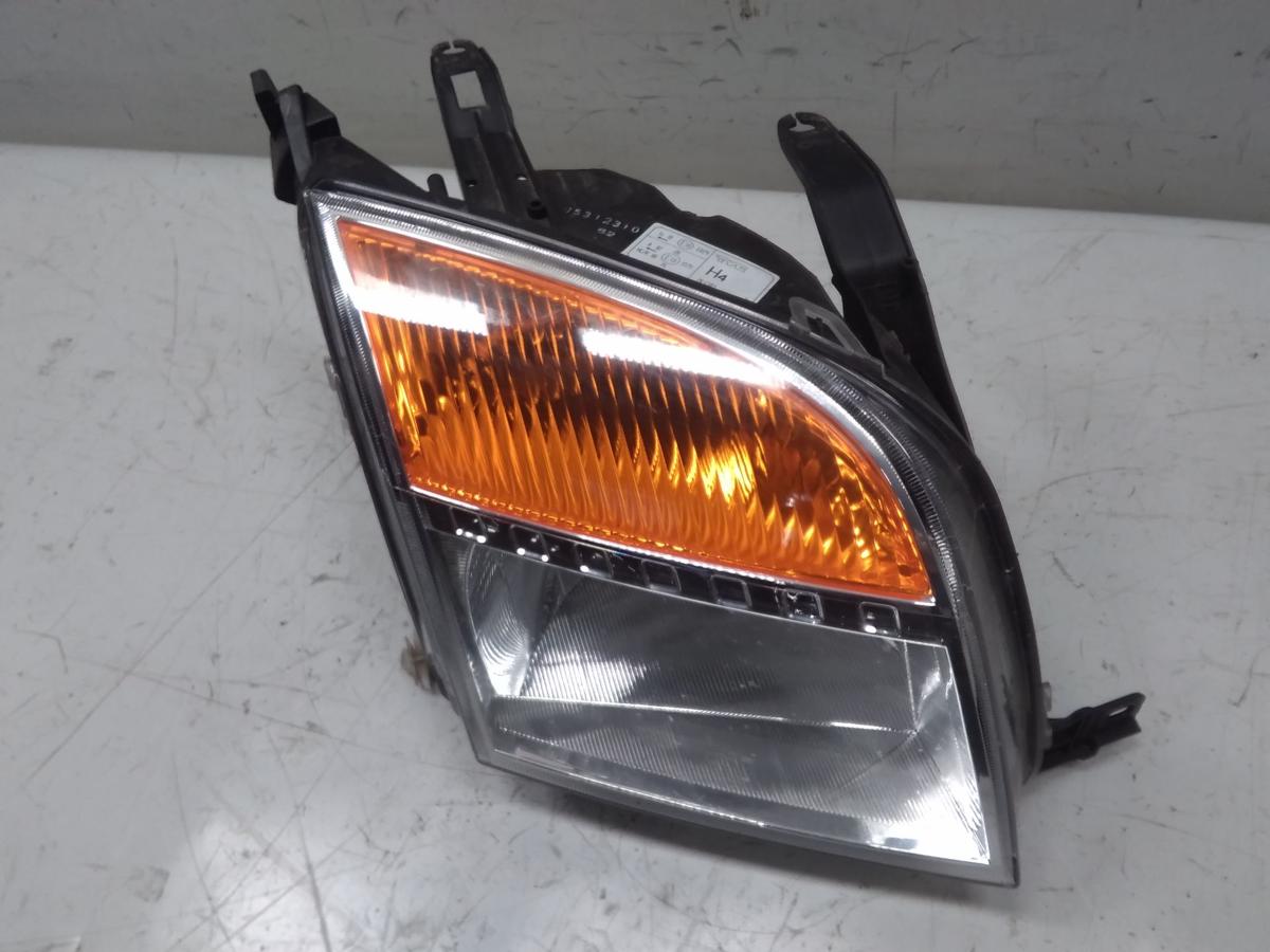 Ford Fusion Faceliftmodell Scheinwerfer rechts mit LWR BJ2006