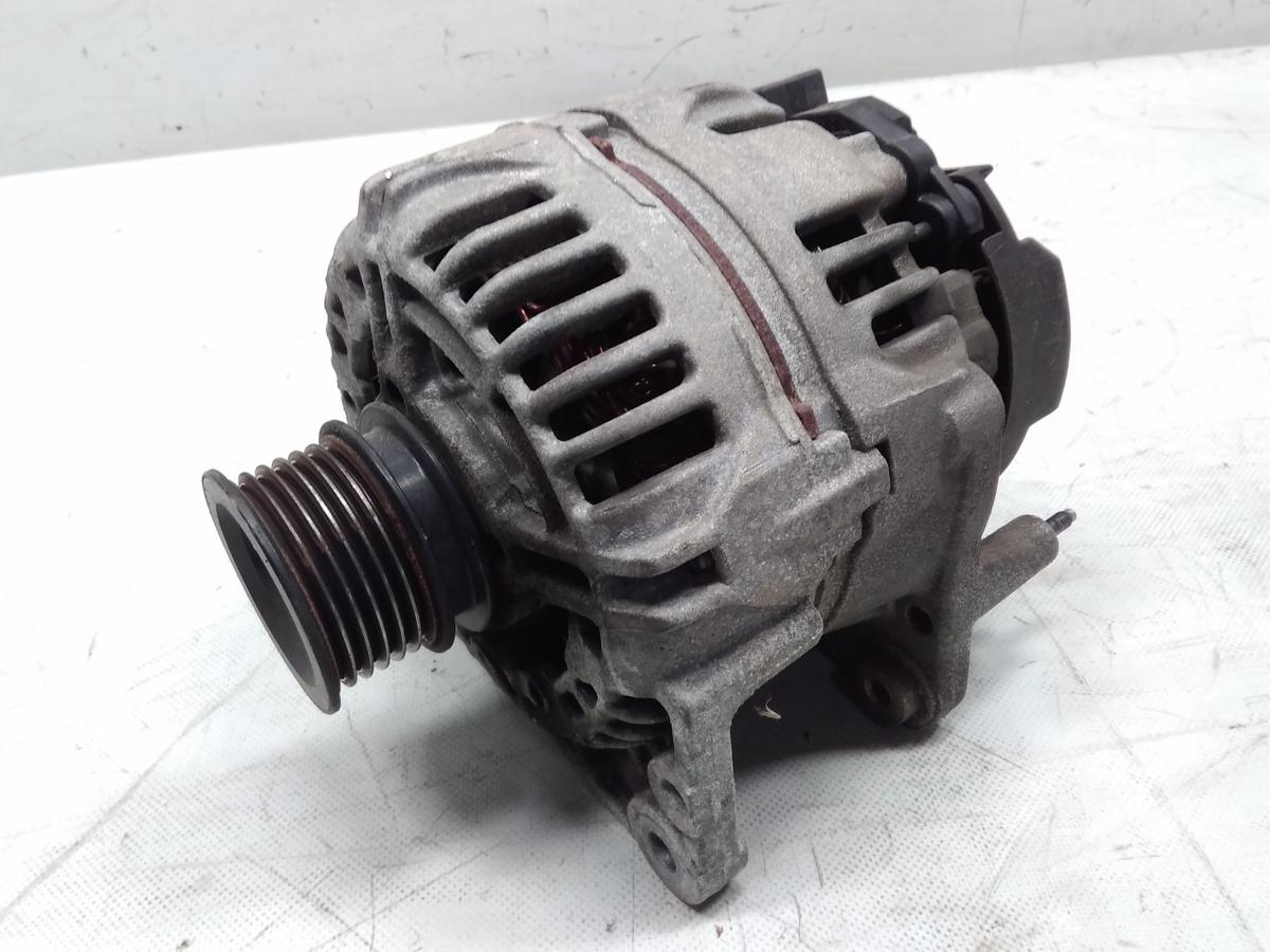 Seat Ibiza 6L original Lichtmaschine Generator 90A 037903025M 1.4 63kw BJ2006