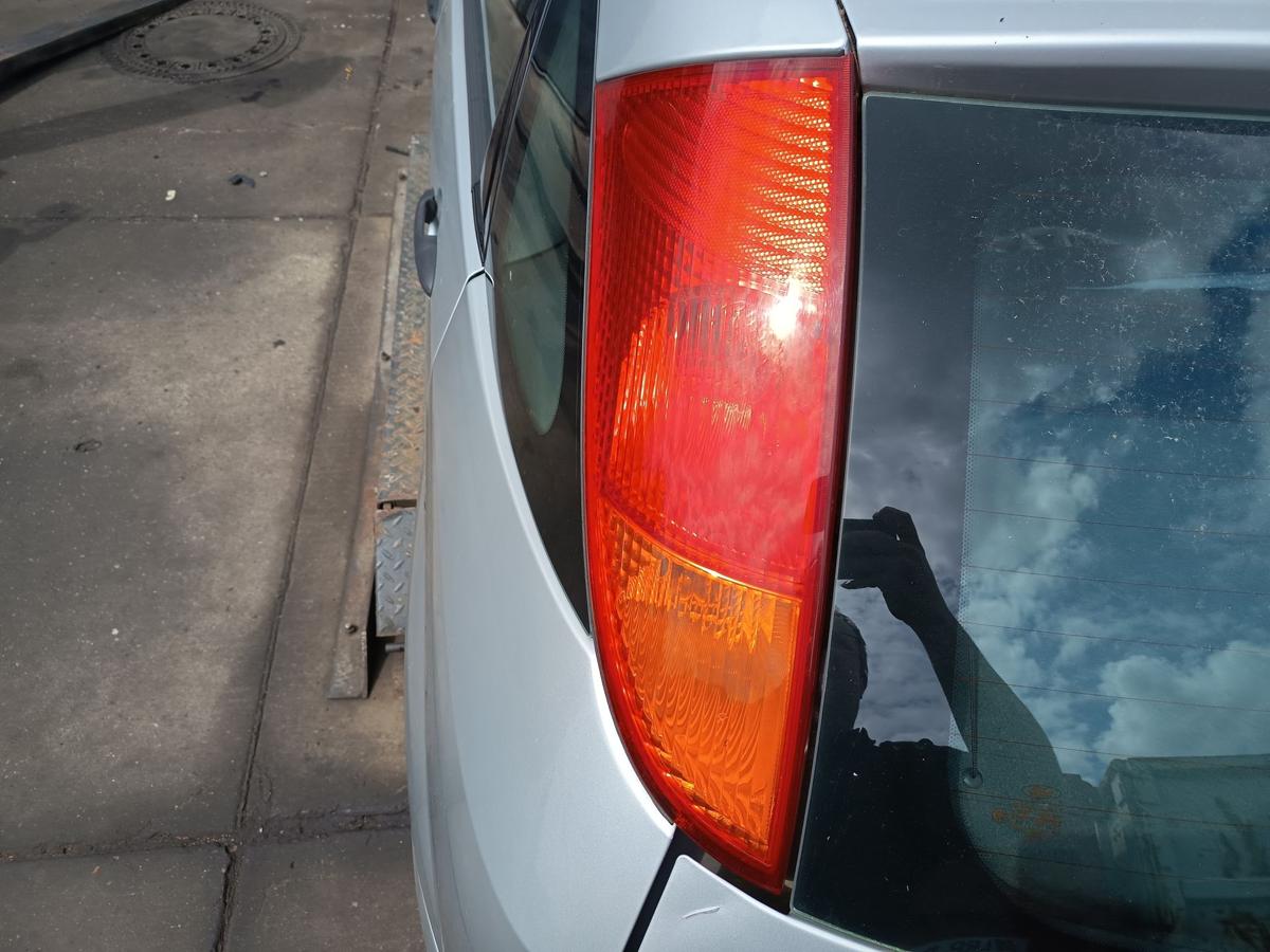 Ford Focus DAW original R&uuml;ckleuchte links 5 T&uuml;rer Baujahr 2003