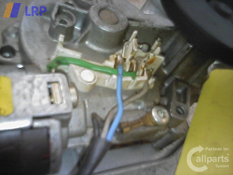 Renault Laguna Heckwischermotor 7700831512 BJ1997