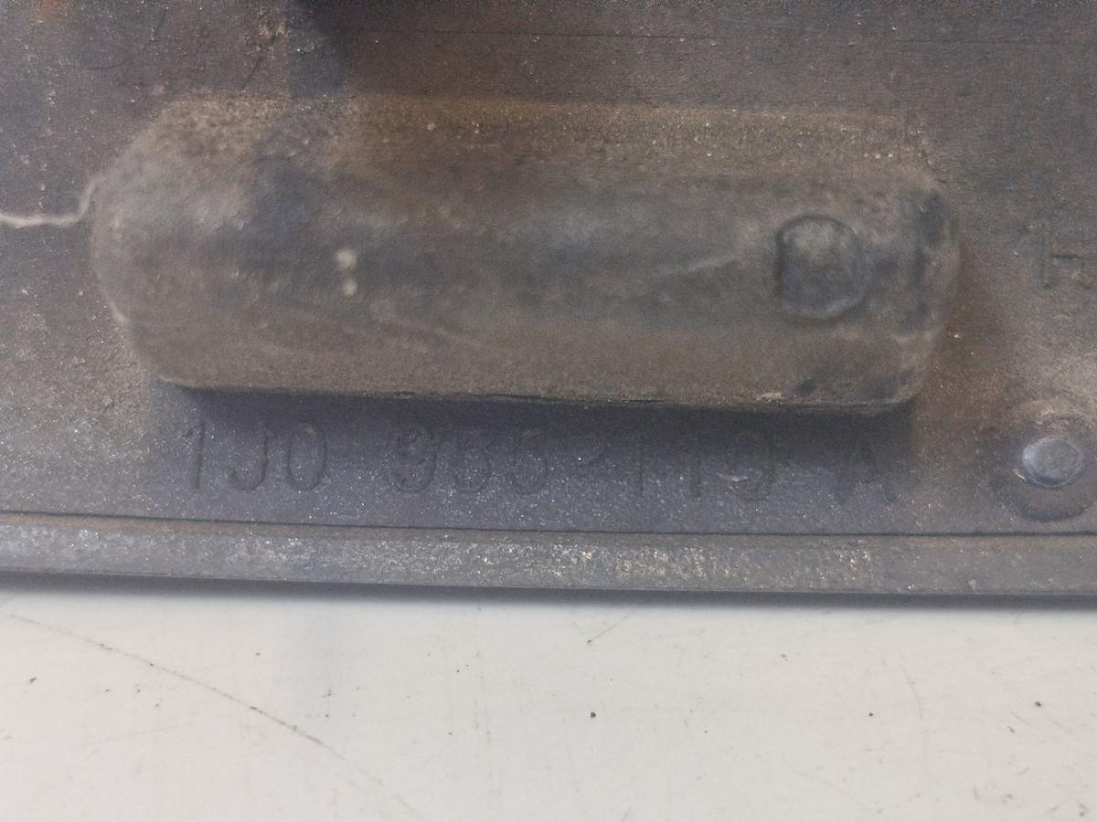 VW Golf IV 4 1J Satz Abdeckkappen Abdeckung f&uuml;r SRA D&uuml;sen LC9Z Black Magic Perl