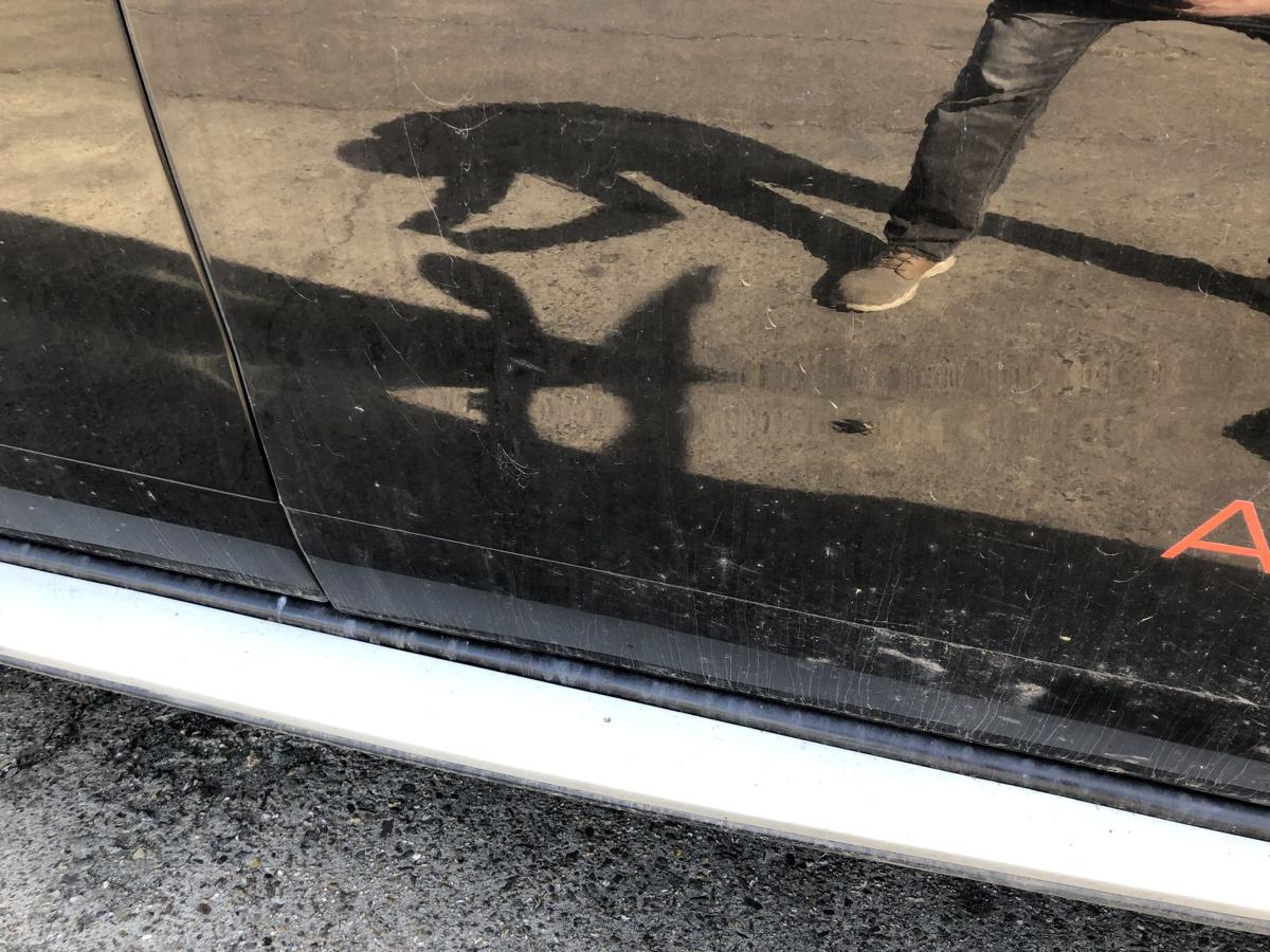 Dacia Duster 1 Typ HS T&uuml;r vorn rechts Beifahrert&uuml;r Rohbau NV676 Noir Nacre