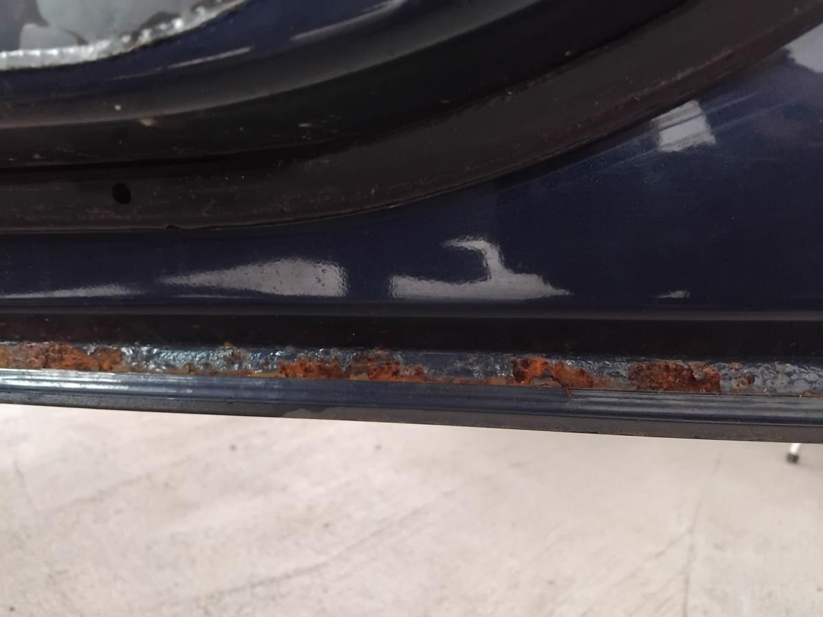 Opel Astra J Tür vorn rechts Beifahrertür 5-türig Anrostung BJ2011 Z22A ozeanblaumetallic