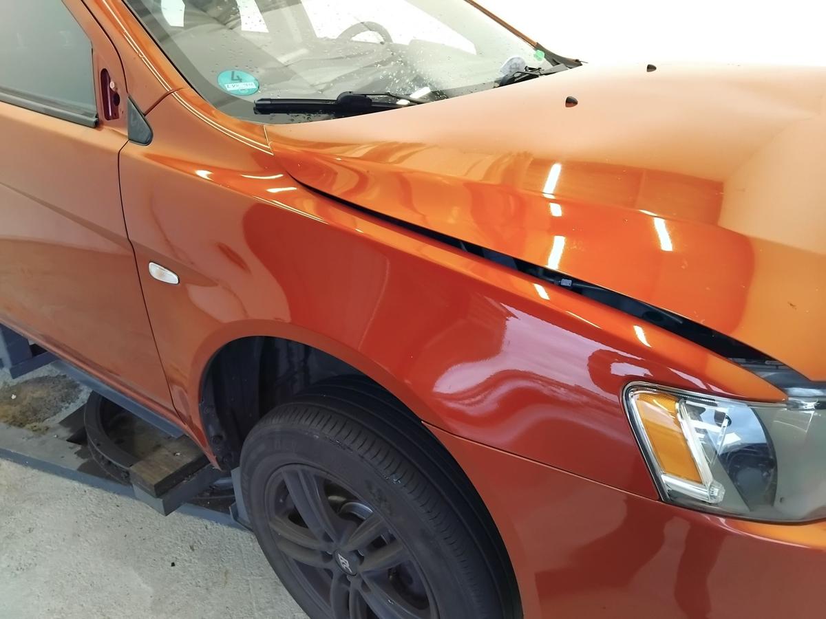 Mitsubishi Lancer 8 CY0 original Kotfl&uuml;gel vorn rechts BJ2015 P26B Karminrot