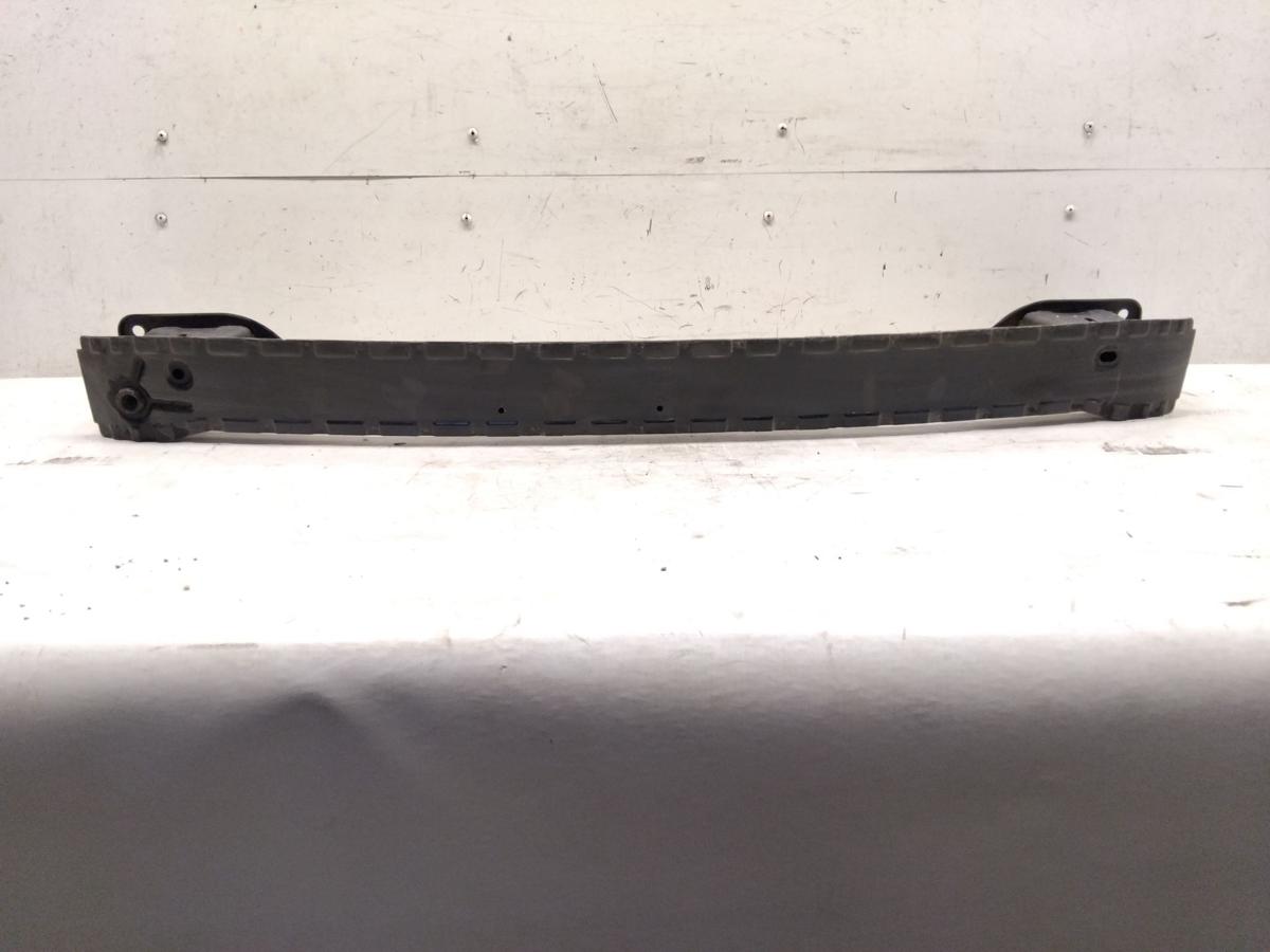 Ford Focus 3 Kombi Facelift original Tr&auml;ger Verst&auml;rkung Sto&szlig;f&auml;nger hinten Bj2015