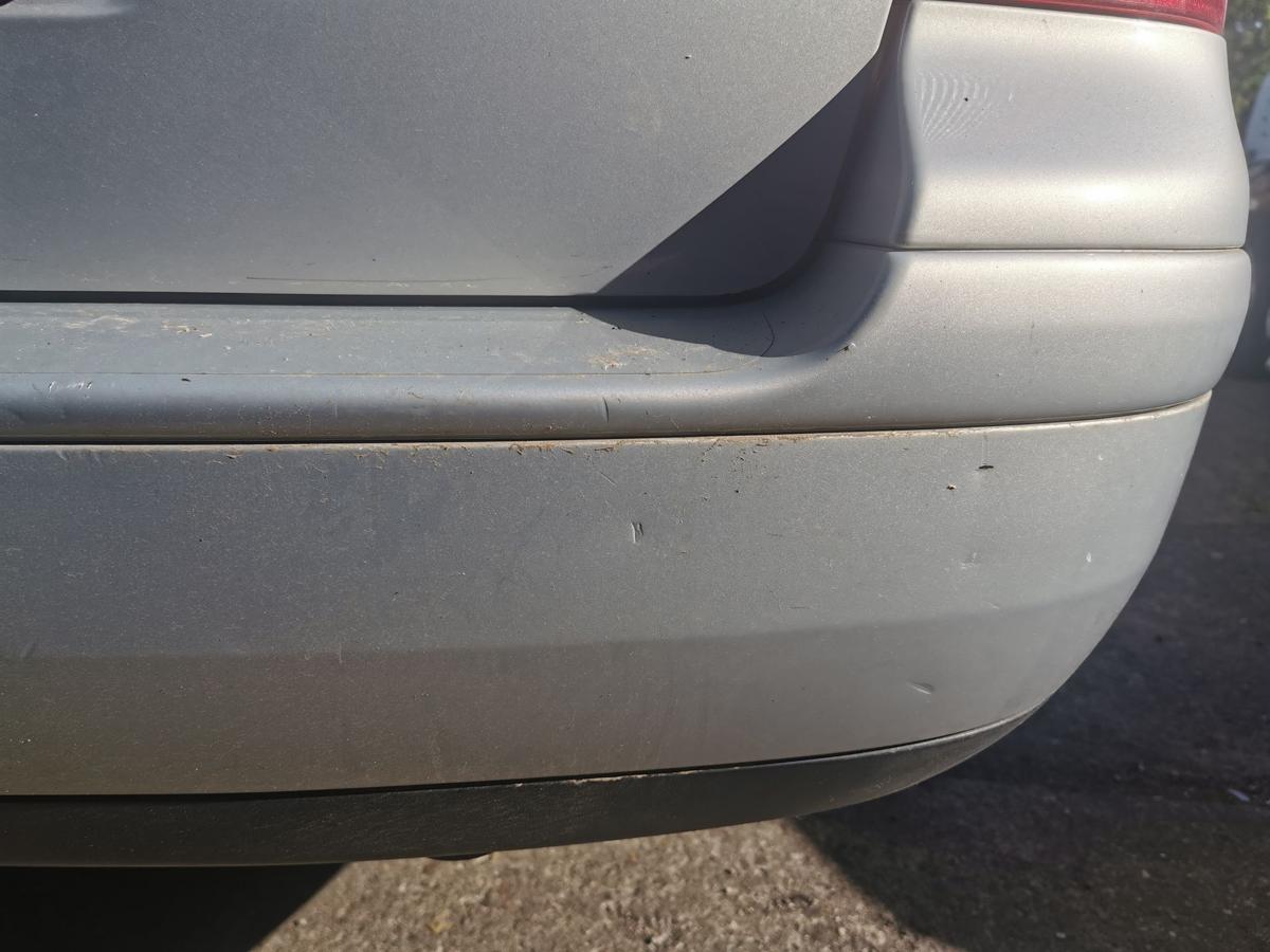 VW Bora 1J Variant Stossfänger Stossstange Bumper hinten LB7Z Satinsilber met