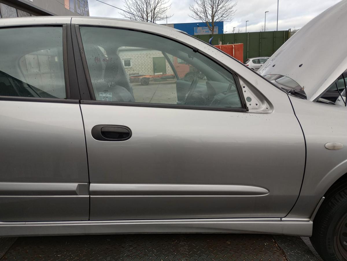 Nissan Almera N16 5trg orig Tür vorn rechts Beifahrer KY0 Quarzsilber met Bj02