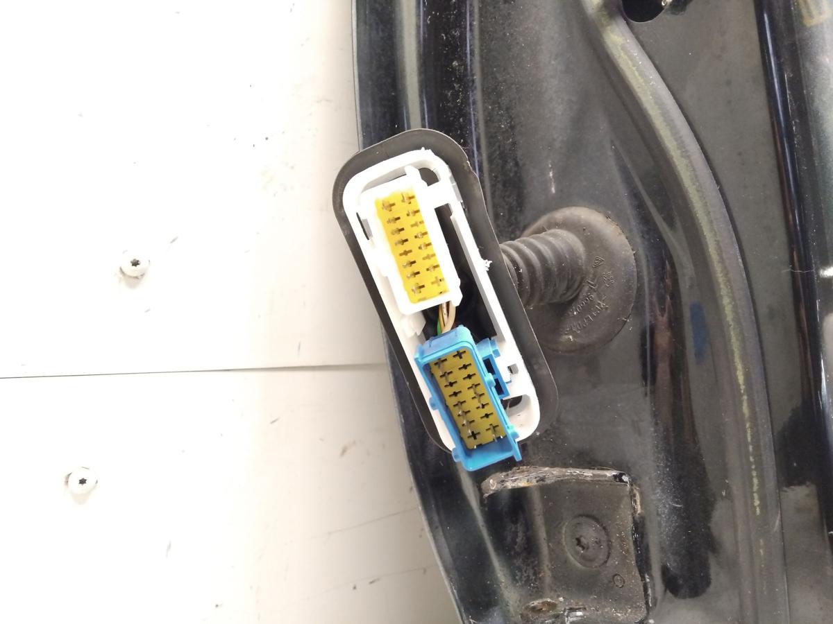 Citroen C4 Serie 2 Typ N T&uuml;r vorn rechts Beifahrert&uuml;r schwarzmetallic Bj.2012