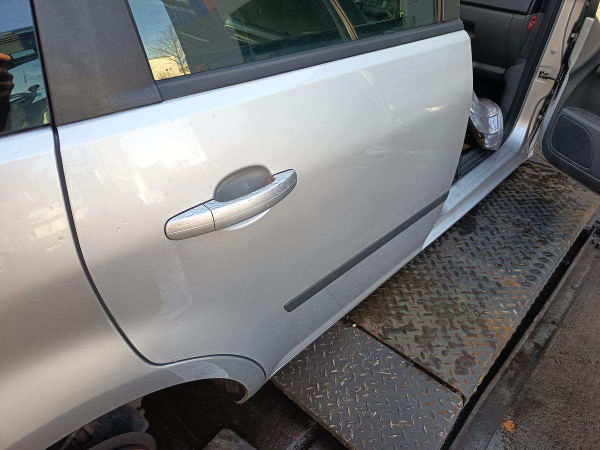 Ford Focus C-Max original T&uuml;r hinten rechts Fond Polarsilber Bj 2006