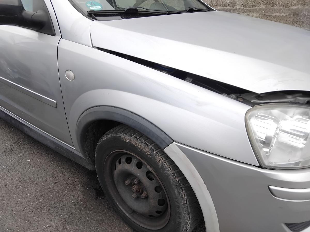 Opel Corsa C original Kotfl&uuml;gel vorn rechts starsilber III Z157 BJ2006