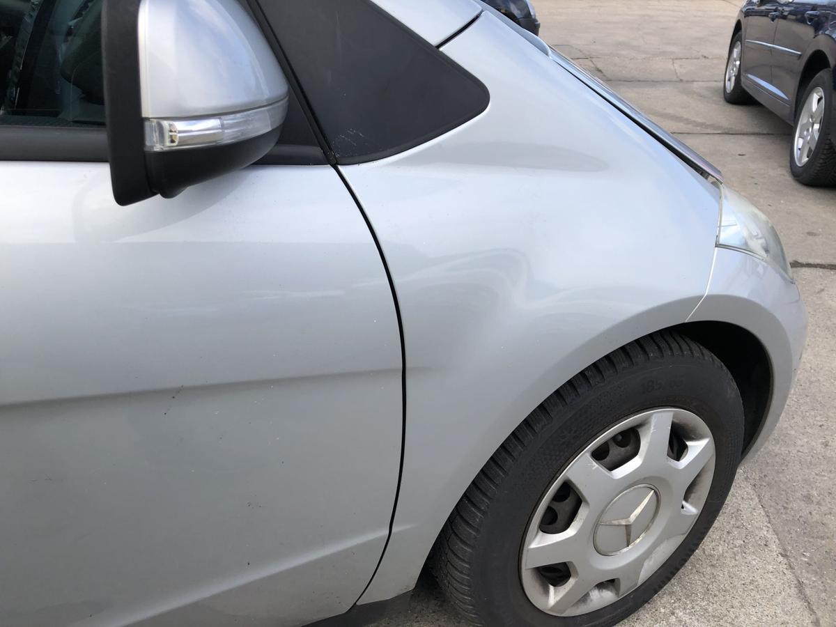 Mercedes W169 A Klasse Kotfl&uuml;gel vorn rechts Beifahrerseite 761 Polarsilber