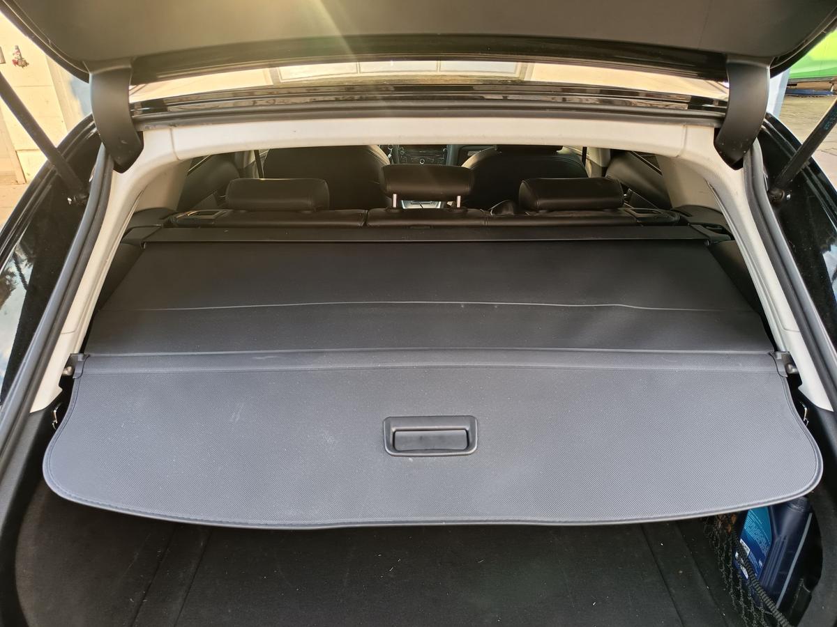 Audi A4 B8 8K Avant original Laderaumabdeckung Rollo 94H soul 8K9863553 Bj 2009