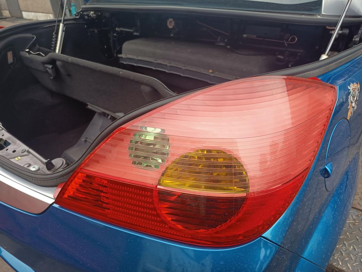 Opel Tigra Twintop original R&uuml;ckleuchte rechts Heck Schlussleuchte Bj 2007