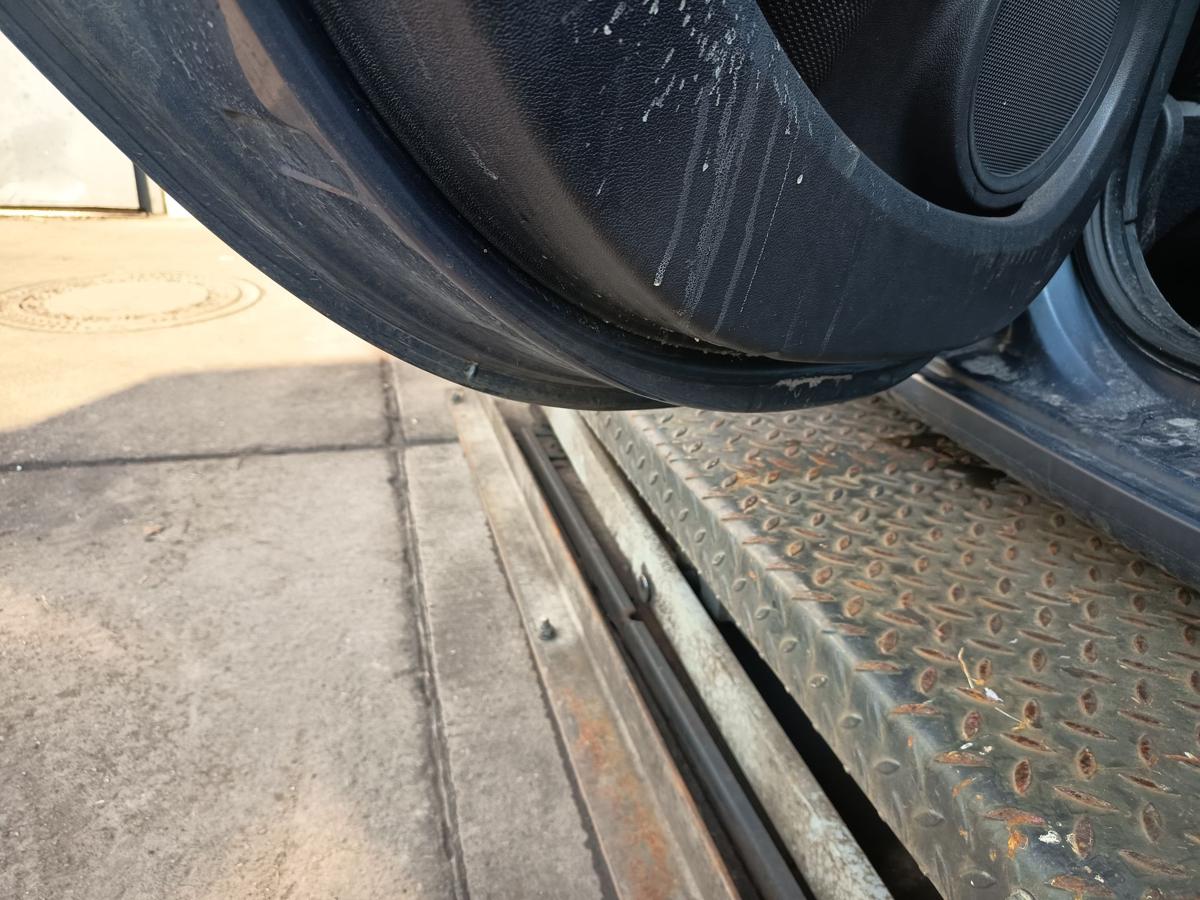 Renault Clio III Kombi original T&uuml;r hinten links TEJ47 Blue Gris Baujahr 2008