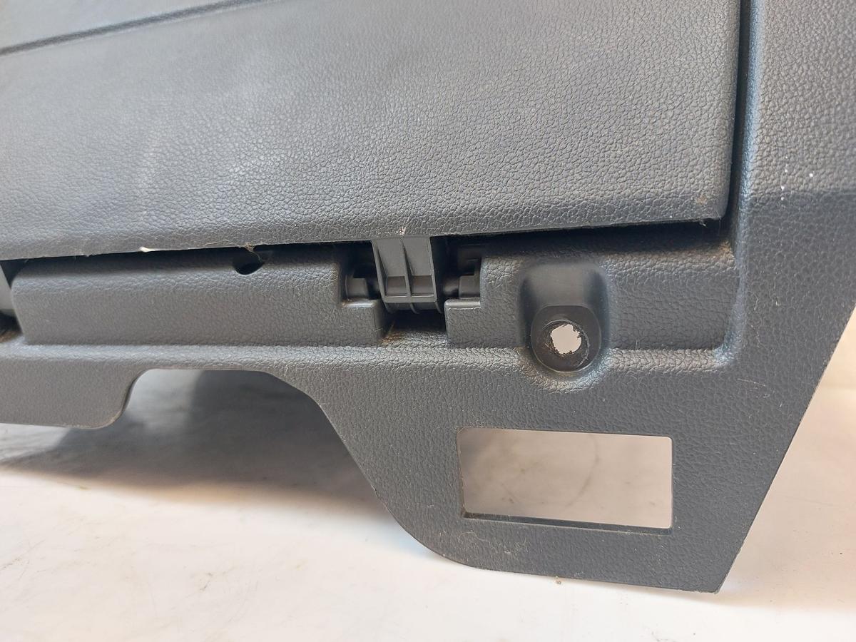 VW Golf 7 VII 5G AU Handschuhfach Schalttafelkasten Handschuhkasten rechts