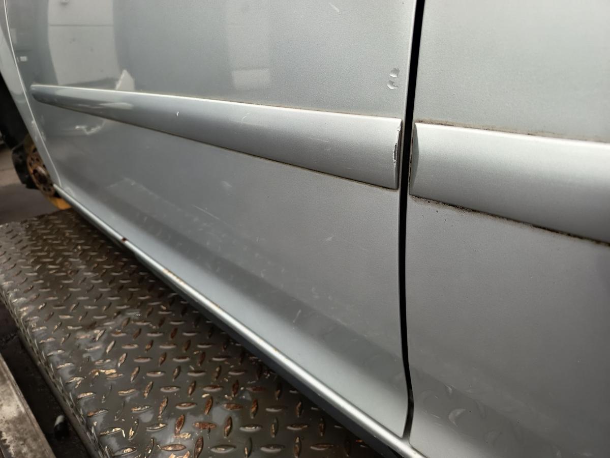VW Golf V 5 türer original Tür vorn links Fahrer A7W Reflexsilber Bj 2005