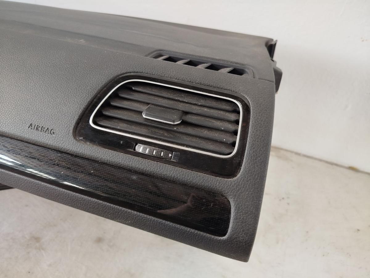 VW Golf 7 VII 5G AU Variant Armaturenbrett Cockpit Schalttafel Armaturenträger