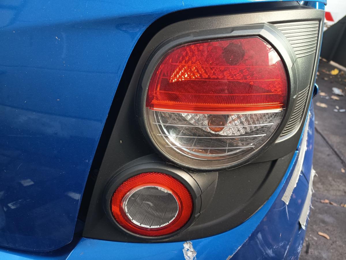 Chevrolet Aveo T300 ab 2011 original Heck-Rück-Schlussleuchte rechts Beifahrer