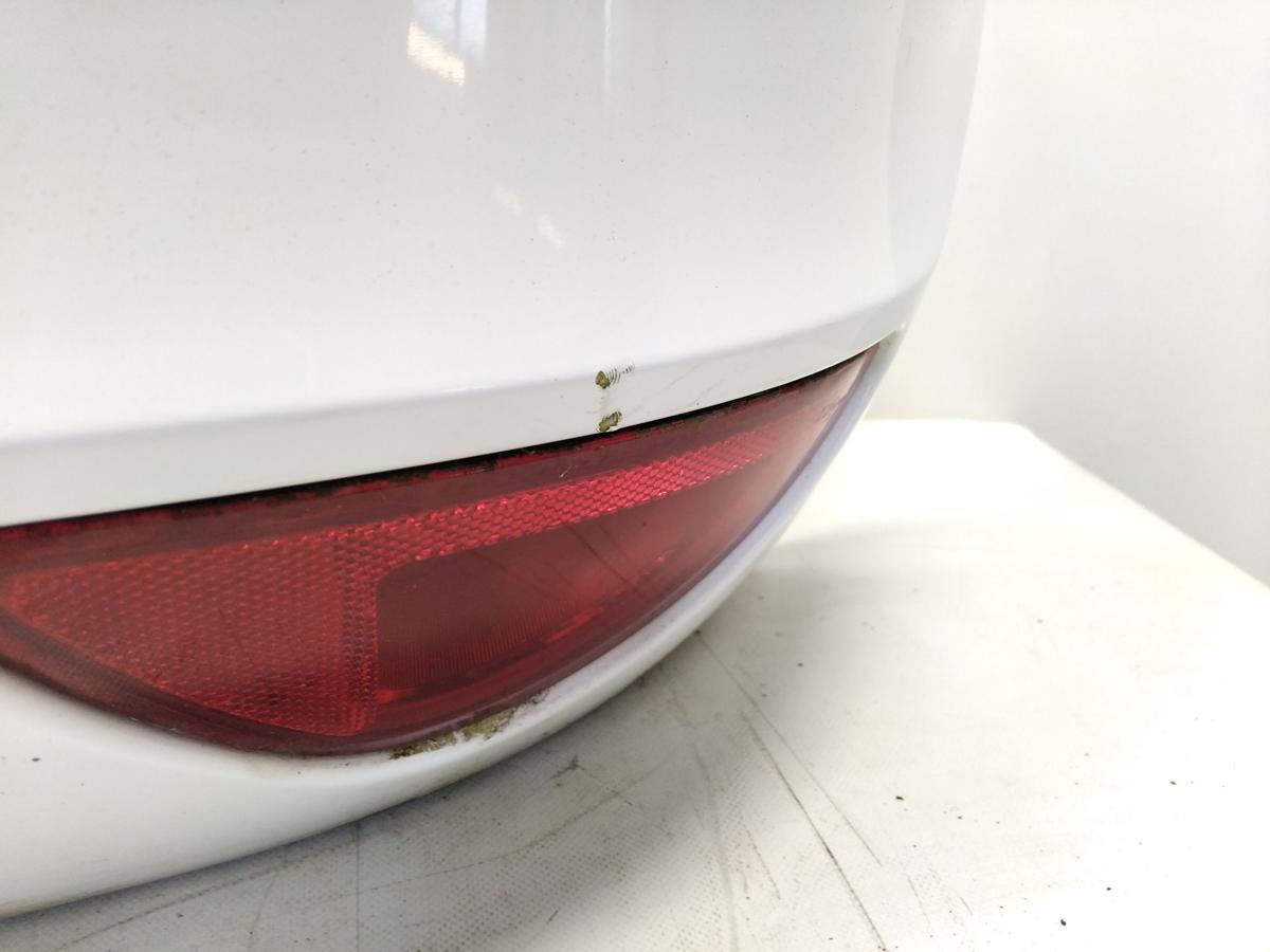 Renault Clio 3 Facelift orig Sto&szlig;stange Stossf&auml;nger hinten Flie&szlig;heck wei&szlig; BJ2009