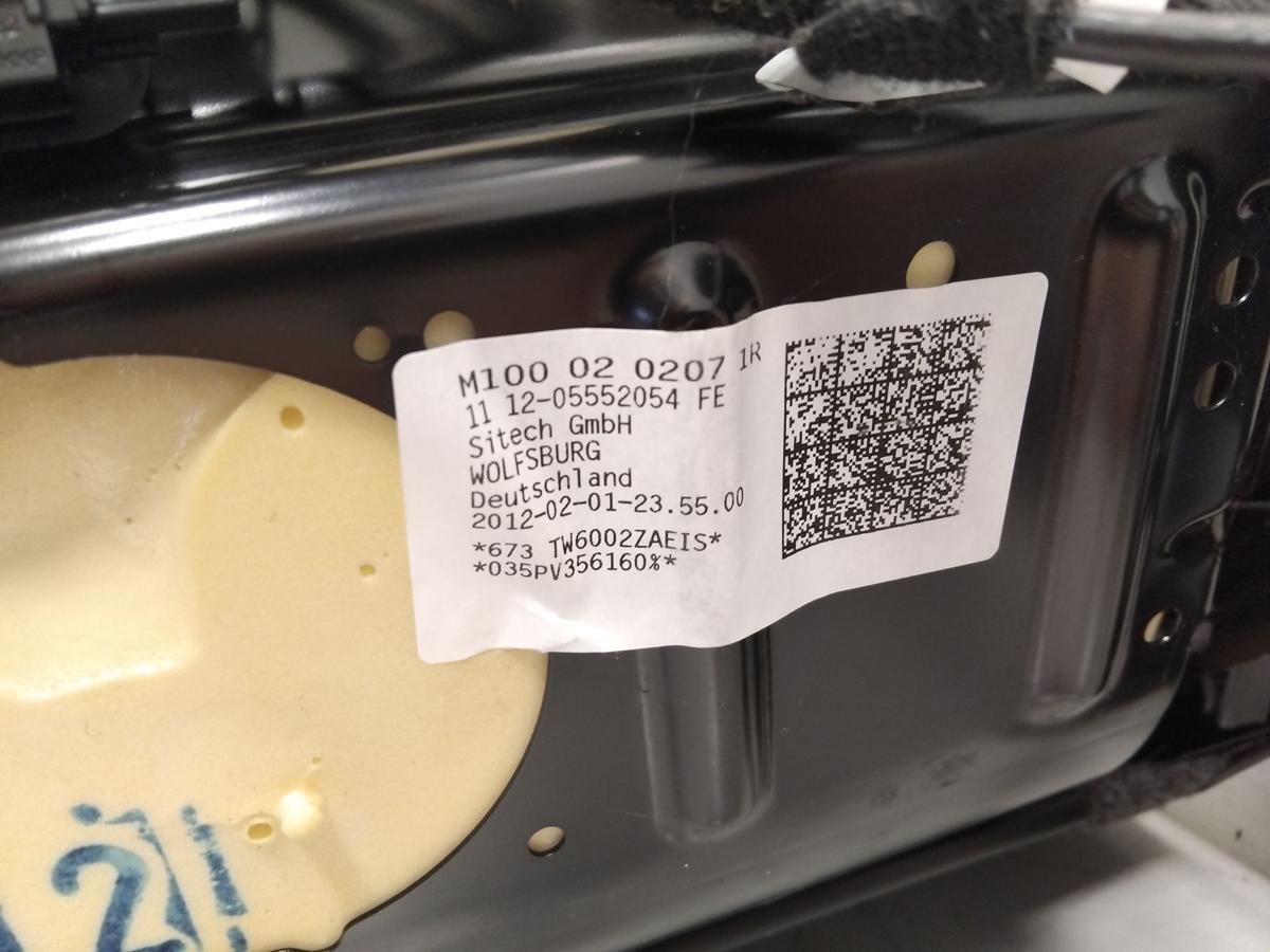 VW Golf 6 orig. Sitz vorn rechts Beifahrersitz Stoff dunkelgrau 5-T&uuml;rer BJ2012