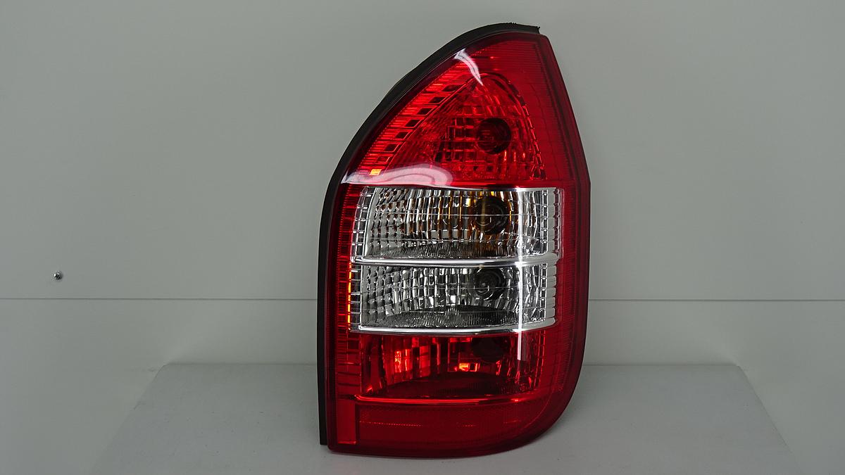 Opel Zafira A Bj2004 Rückleuchte Rücklicht rechts Modell ab 2002 Blinker weiss