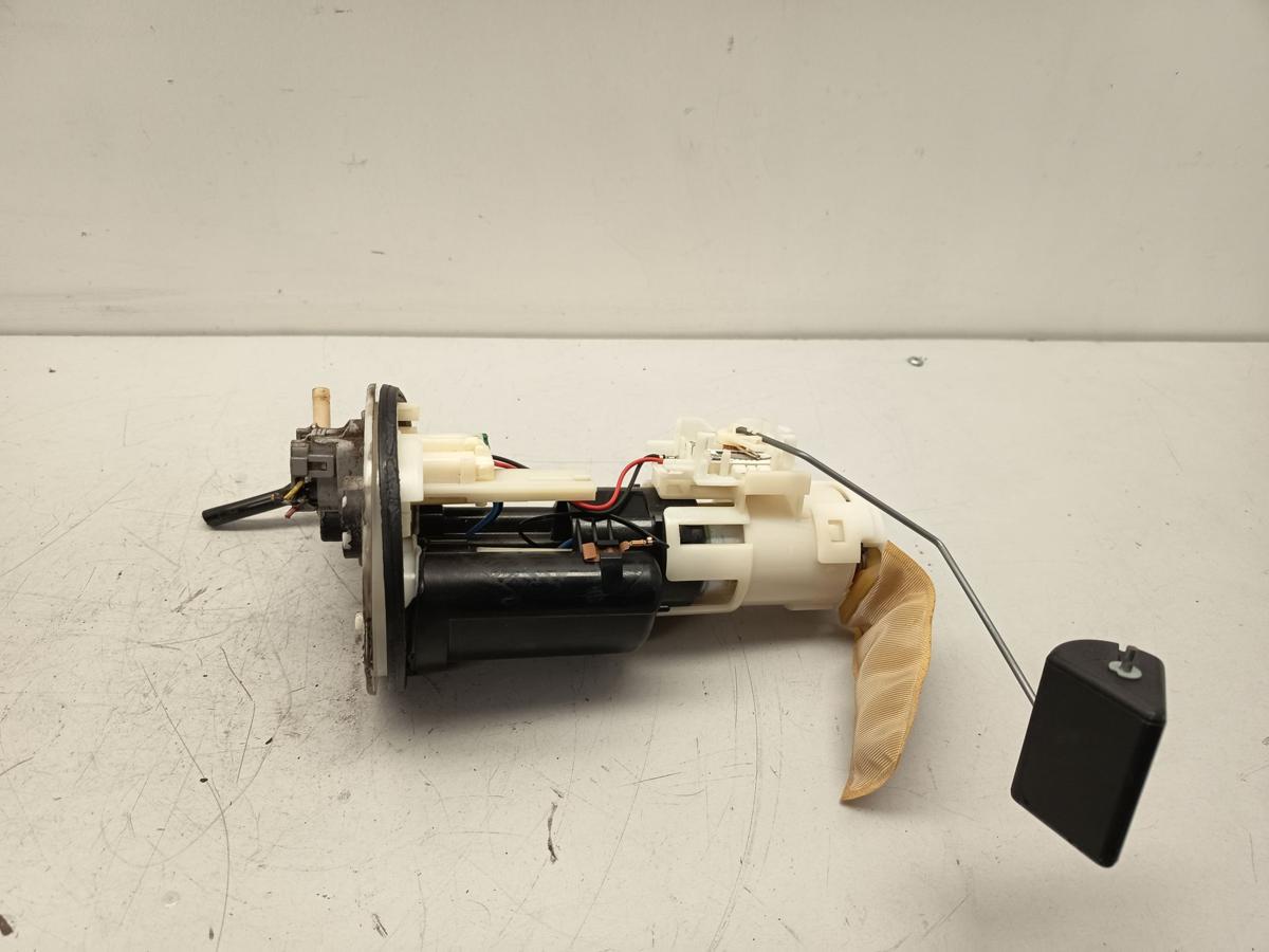 Suzuki Liana original Kraftstoffpumpe im Tank 1,6L 79KW Benzin Bj 2007