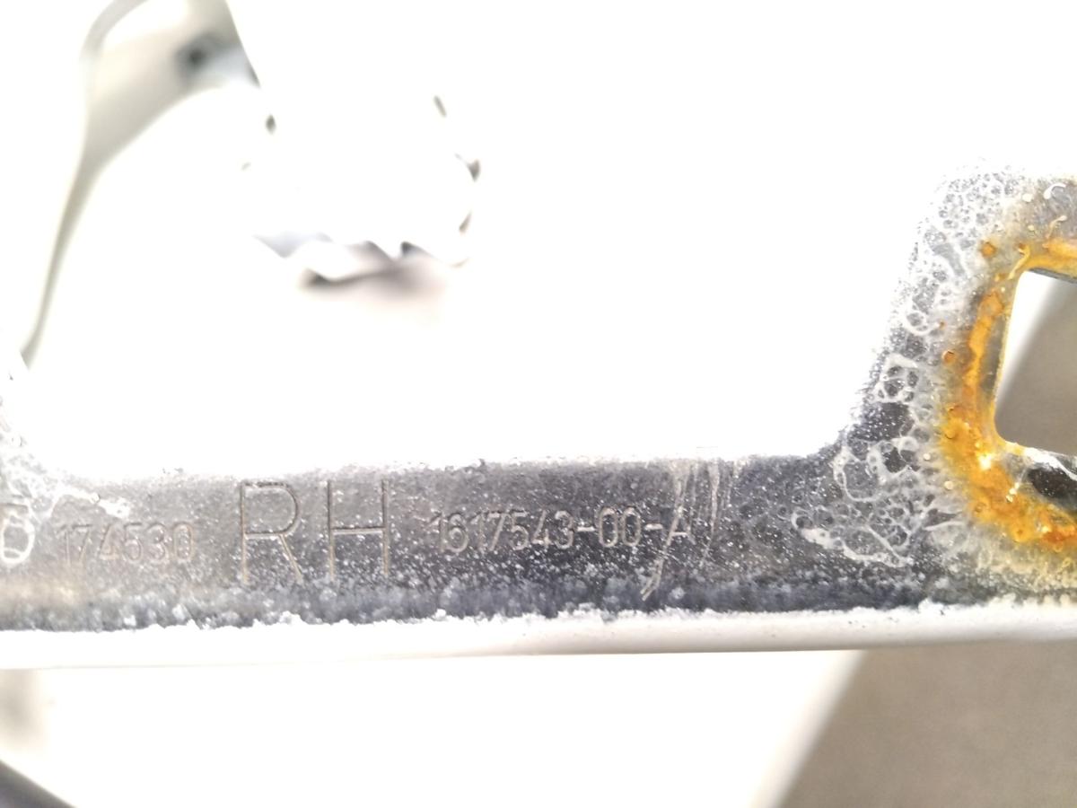 Tesla Model Y RWD original Satz Motorhaubenscharniere unfallfrei BJ2023