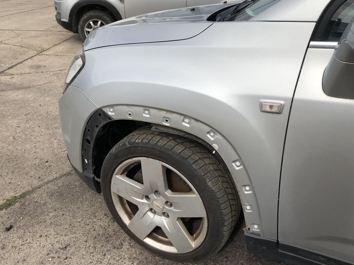 Chevrolet Orlando KL1Y Kotfl&uuml;gel vorn links Fahrerseite GAN Silber