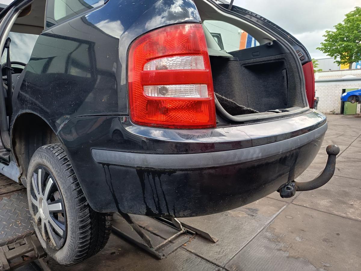 Skoda Fabia 6Y Combi Sto&szlig;stange F&auml;nger hinten Heck F9R Black Magic Bj 2004