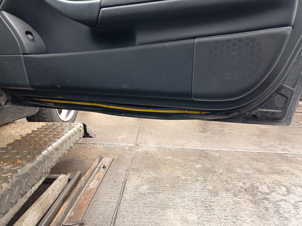 Mercedes CL203 Sportcoupe original T&uuml;r rechts 197 schwarz Baujahr 2005