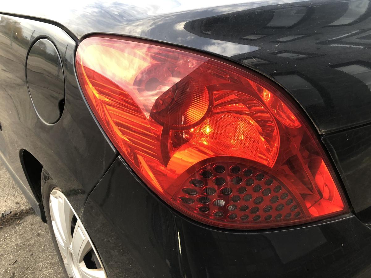 Peugeot 207CC R&uuml;ckleuchte links R&uuml;cklicht Heckleuchte Cabrio bis 2009